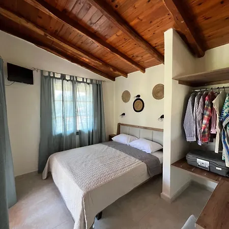 Ninemo Residences Skiathos 아클라디에스